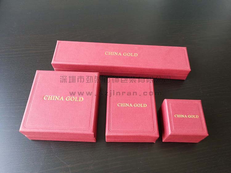 中国黄金珠宝首饰盒
