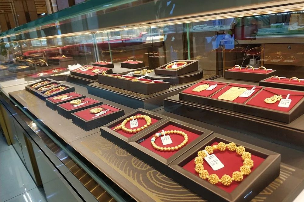 你们家定制了古法金首饰盒了吗？？